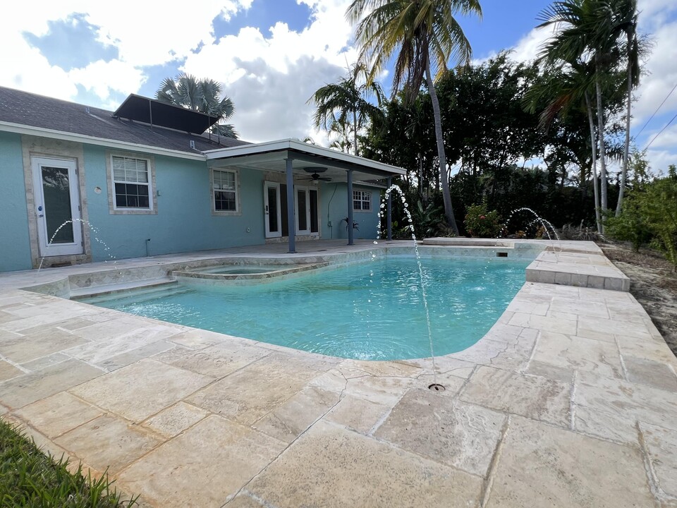 4655 Brady Blvd in Delray Beach, FL - Building Photo