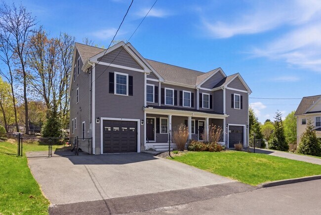 7 Spring Ct in Woburn, MA - Building Photo - Building Photo