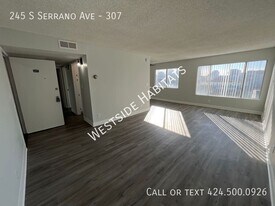 245 Serrano Ave in Los Angeles, CA - Building Photo