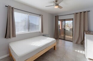 1530 S Columbus Blvd in Tucson, AZ - Building Photo