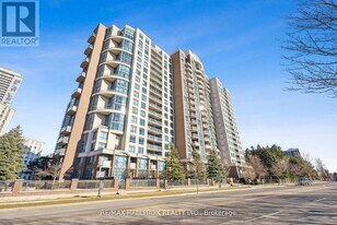 233 Beecroft Rd in Toronto, ON - Building Photo