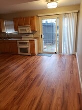 3415 Amberway Ct in Cincinnati, OH - Foto de edificio - Building Photo