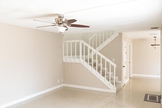 70 Lake Arbor Dr in Palm Springs, FL - Building Photo - Building Photo