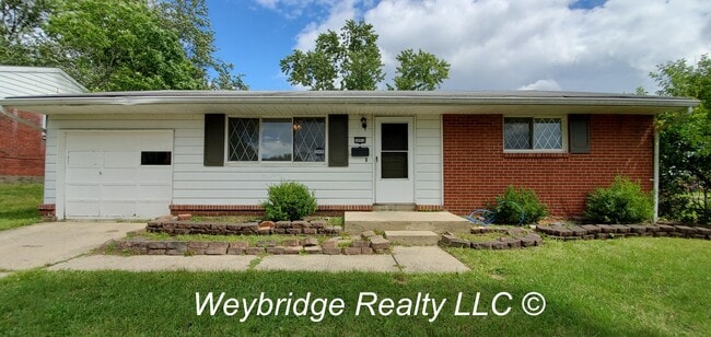 property at 10910 Crystalhill Ct