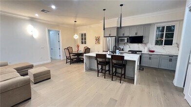 2830 E California Blvd in Pasadena, CA - Building Photo - Building Photo