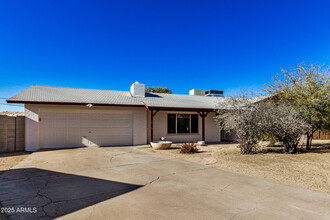 18006 N Villa Rita Dr in Phoenix, AZ - Building Photo - Building Photo