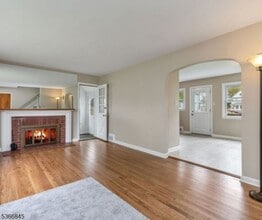 208 N 16th St in Kenilworth, NJ - Building Photo - Building Photo