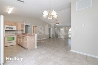933 Gascony Ct in Kissimmee, FL - Building Photo - Building Photo