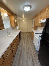 941 SE 175th Pl in Portland, OR - Building Photo - Building Photo