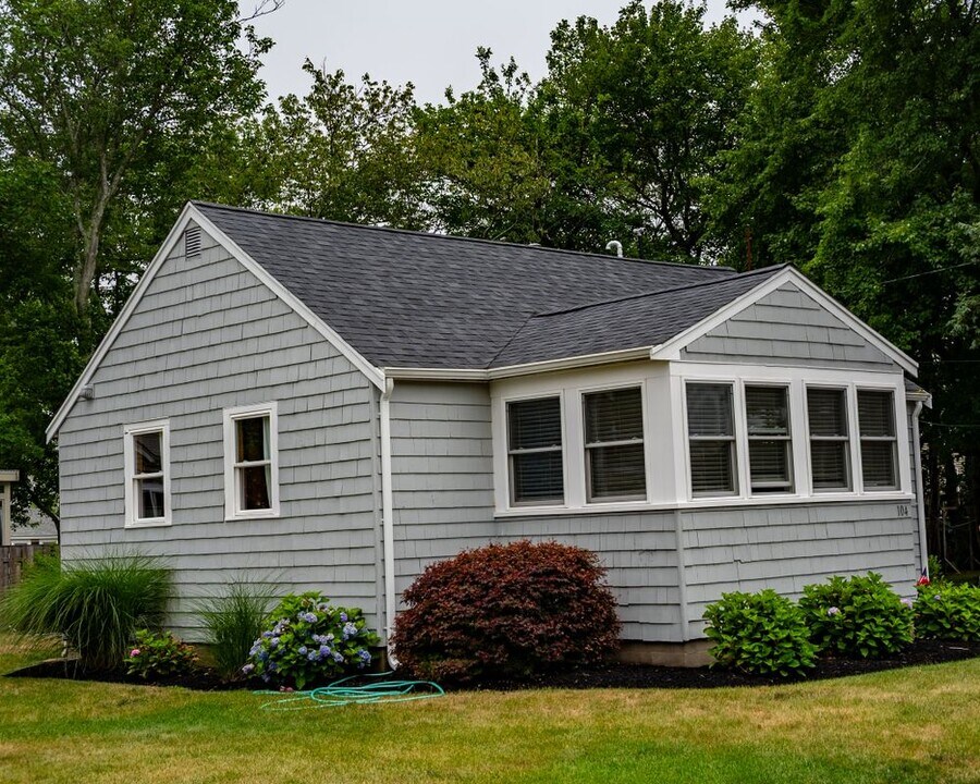104 Hartford Rd in Marshfield, MA - Building Photo
