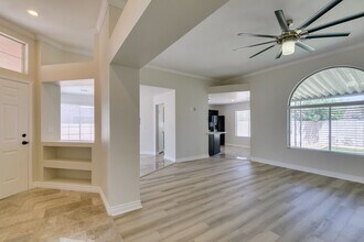 434 Viewmont Dr in Henderson, NV - Building Photo - Building Photo