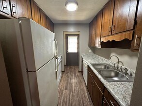 1400 Willow Bend Way, Unit A in Tallahassee, FL - Building Photo - Building Photo