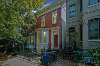 24 6th St SE in Washington, DC - Building Photo - Building Photo