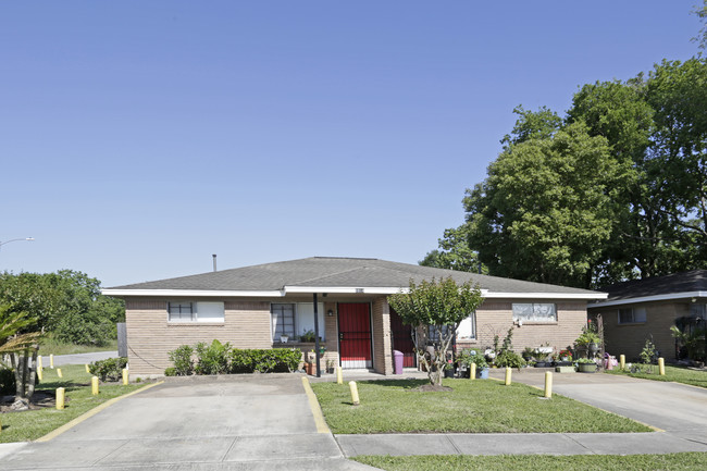 Alice Street Apartments in Houston, TX - Building Photo - Building Photo