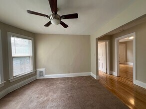 2724 N Murray Ave-Unit -2726-Upper in Milwaukee, WI - Building Photo - Building Photo