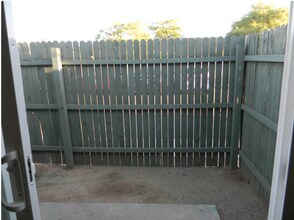 13230 North 21st Pl, Unit 3 in Phoenix, AZ - Building Photo - Building Photo