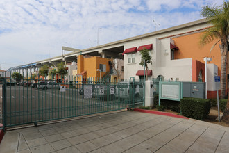 Mercado Apartments in San Diego, CA - Building Photo - Building Photo