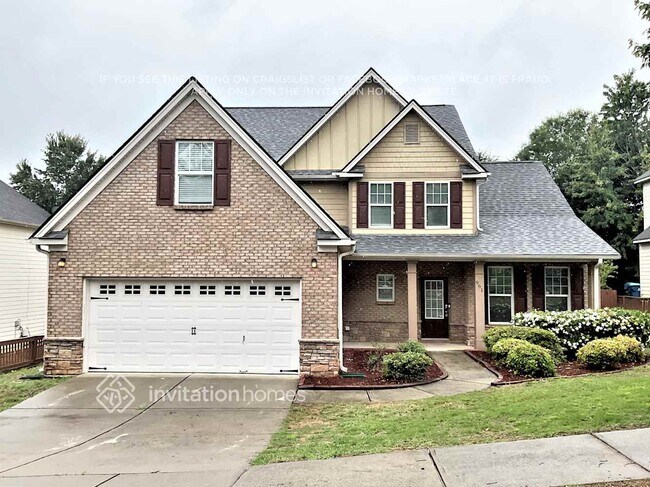 property at 961 Ashton Park Dr SE