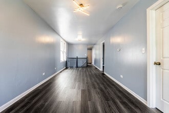 554 Douglas Ave in Calumet City, IL - Building Photo - Building Photo