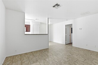 3683 Lucido Dr in Las Vegas, NV - Building Photo - Building Photo