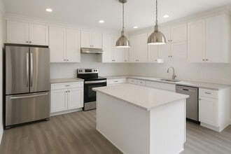 OneFiftyFive in Mineola, NY - Building Photo - Building Photo