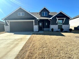 13512 S 93rd E Ave in Bixby, OK - Building Photo