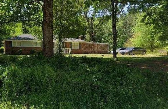 property at 810 Mote Rd