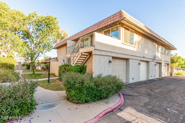 property at 5631 S Bounty Ct