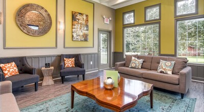 Eastwood Village in Stockbridge, GA - Building Photo - Interior Photo