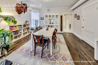 1424 N Harding Ave in Chicago, IL - Building Photo - Building Photo