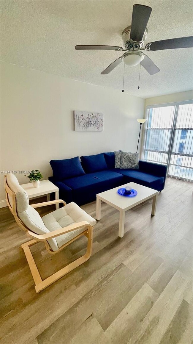 property at 17620 Atlantic Blvd