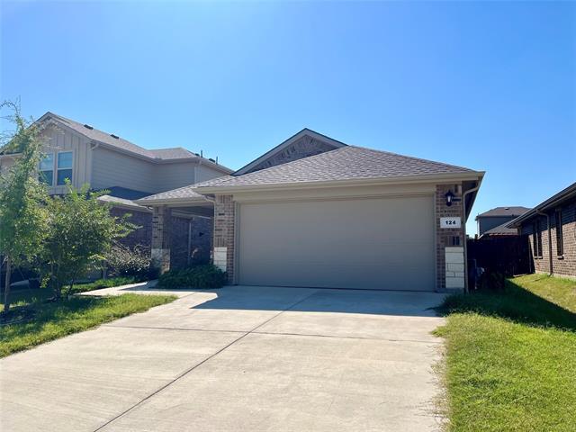 124 Greengate Dr in Boyd, TX - Building Photo