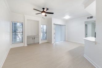 Stetson Apartments in Austin, TX - Building Photo - Building Photo