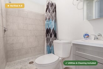 Furnished Private Bedroom in East Boston in Boston, MA - Foto de edificio - Building Photo