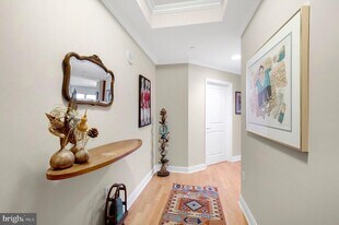 400 S Broad St in Philadelphia, PA - Building Photo