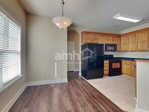 220 Ash Dr in Mocksville, NC - Foto de edificio - Building Photo