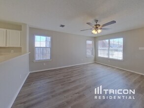 10100 Chapel Oak Trail in Fort Worth, TX - Building Photo - Building Photo