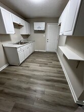 2206 W Knox St in Durham, NC - Building Photo - Building Photo