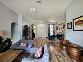 2528 Yukon Cliff Dr in Ruskin, FL - Building Photo - Building Photo