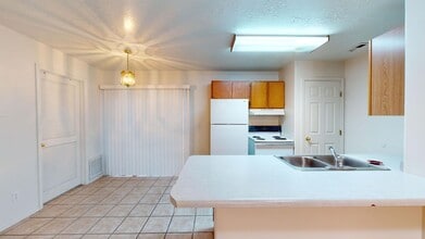 294 E Cobblecreek Dr in Cedar City, UT - Building Photo - Building Photo