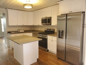 1317 W Roscoe St in Chicago, IL - Building Photo - Building Photo