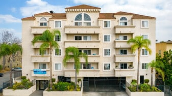 750 S. Carondelet St. in Los Angeles, CA - Building Photo