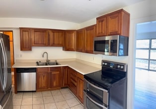 5895 Dublin Rd in Dublin, OH - Building Photo - Building Photo