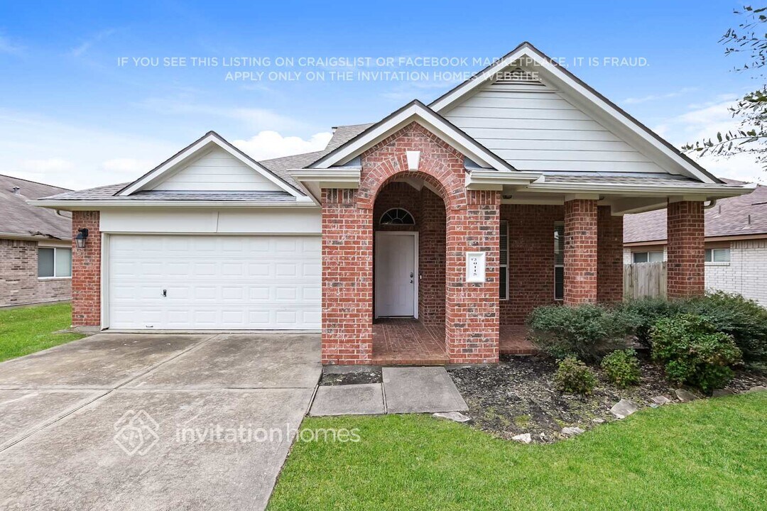 20115 Goldlake Dr in Katy, TX - Building Photo