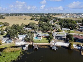 3200 Lake Breeze Dr in Haines City, FL - Building Photo - Building Photo