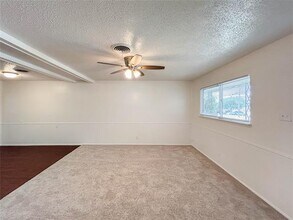 2016 Bolivar St in Denton, TX - Building Photo - Building Photo