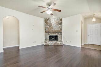 9001 Tumbleweed Dr in Aubrey, TX - Building Photo - Building Photo