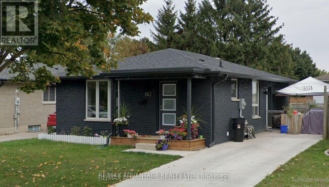 property at 162 Speight Blvd