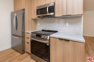 610 S Orlando Ave in Los Angeles, CA - Building Photo - Building Photo
