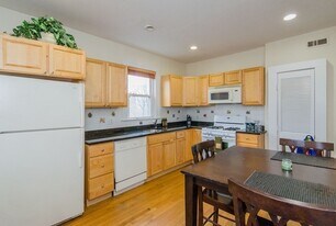 126 Minden St, Unit 3 in Boston, MA - Building Photo